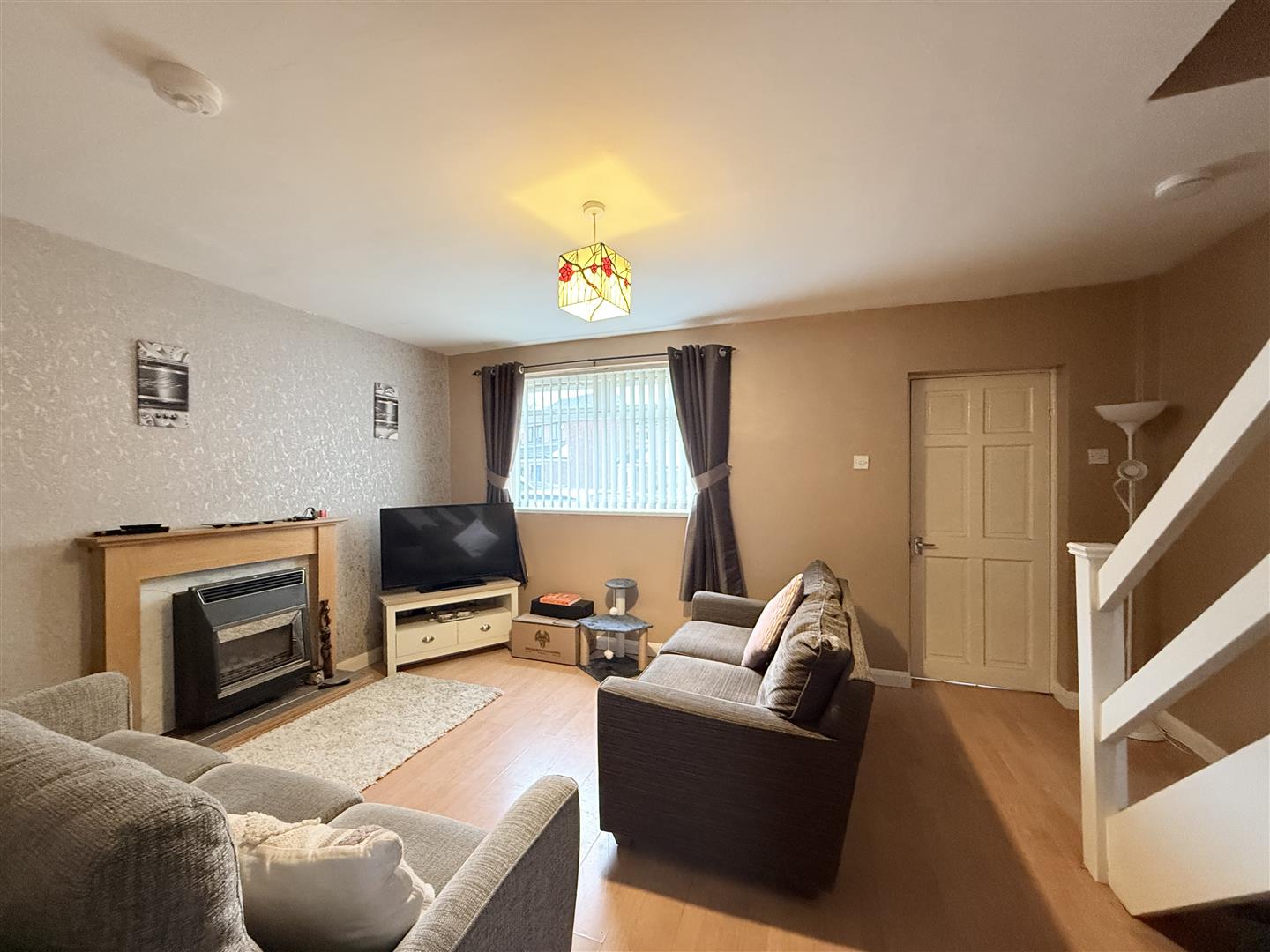 3 bed house - semi-detached in Crantock Drive, Stalybridge – photo 2